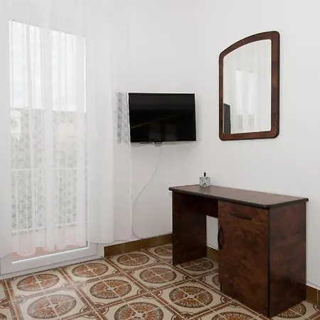 In Stupin Celine With Sea View, Balcony, Air Conditioning, Wifi 5149-1 Podglavica